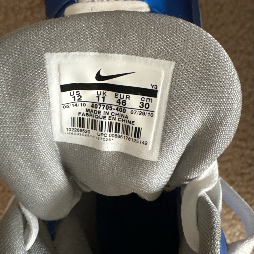 Used Men’s 2010 Nike Air Max Hyped — Metallic Blue — Size 12 - Picture 6 of 6